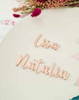 Platzkarten Hochzeit aus Holz mit Namen - Suzu Papers
