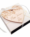 DIY Fotoalbum Geschenkbox - Happy Valentinstag Box - Suzu Papers