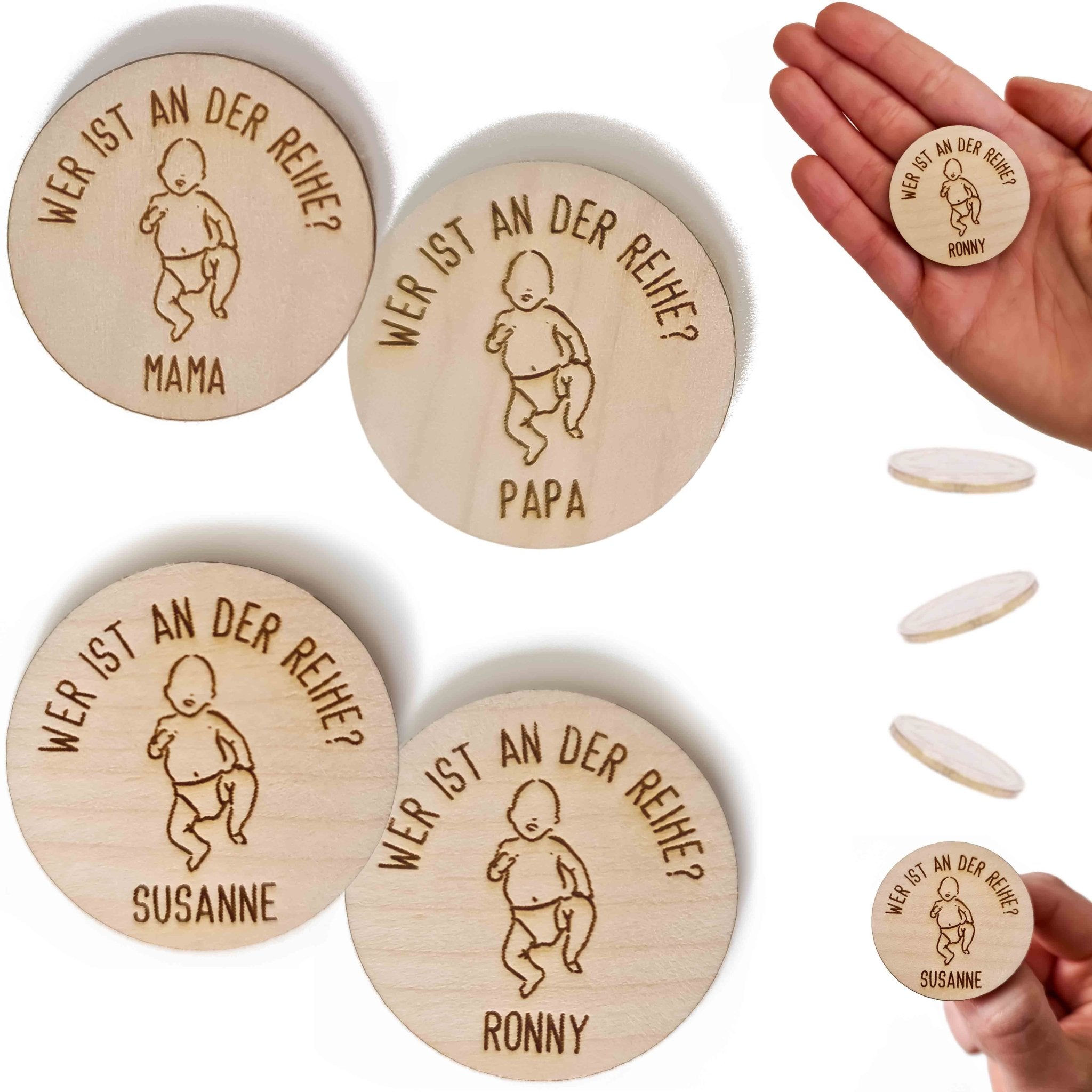 Entscheidungsmünze Mama Papa - Lustiges Geschenk zur Geburt für die Eltern - Suzu Papers