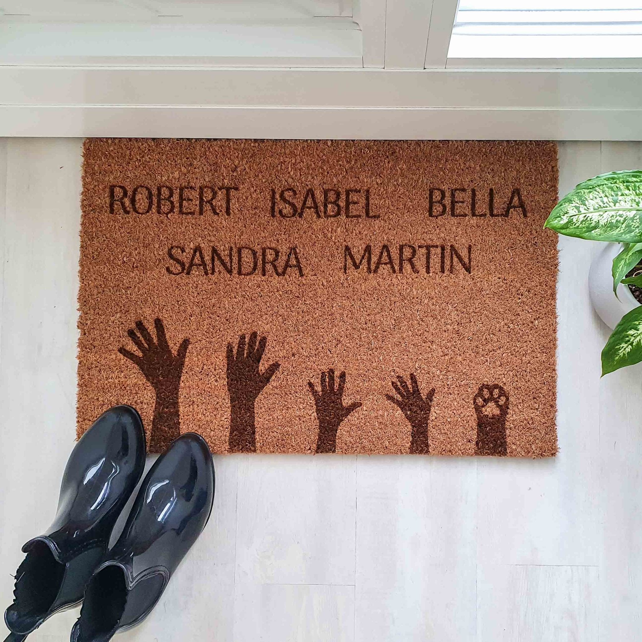 Fußmatte mit Namen und Pfoten - Suzu Papers