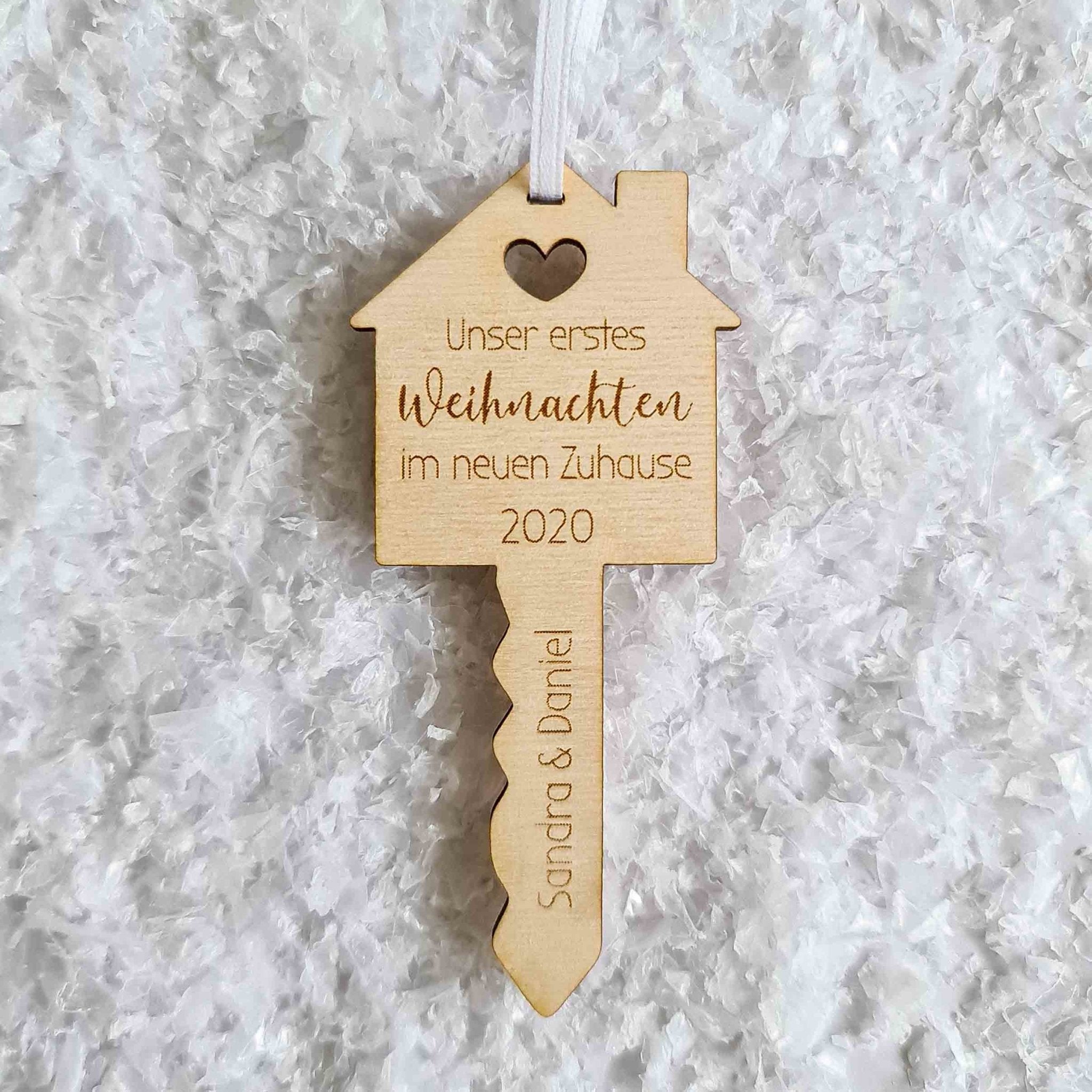 Weihnachtskugel Schlüssel - Erstes Weihnachten im neuen Haus - Suzu Papers