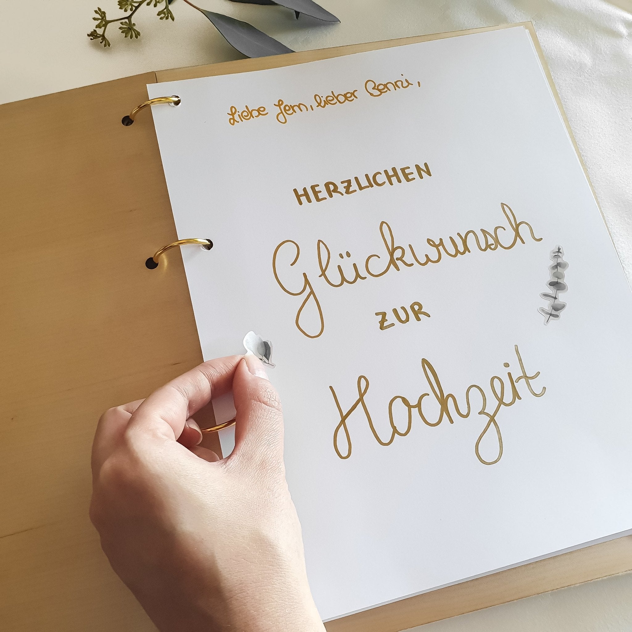 Personalisiertes Hochzeit Gästebuch Mit Holzcover – VIP Gold, 215 X 215 Mm, 144 Seiten Naturpapier